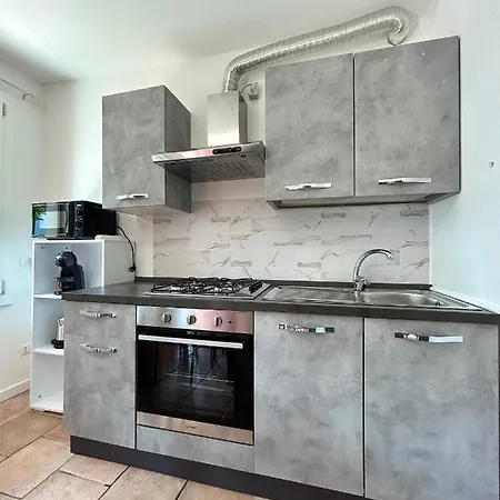 Stevanato Flor Apartment